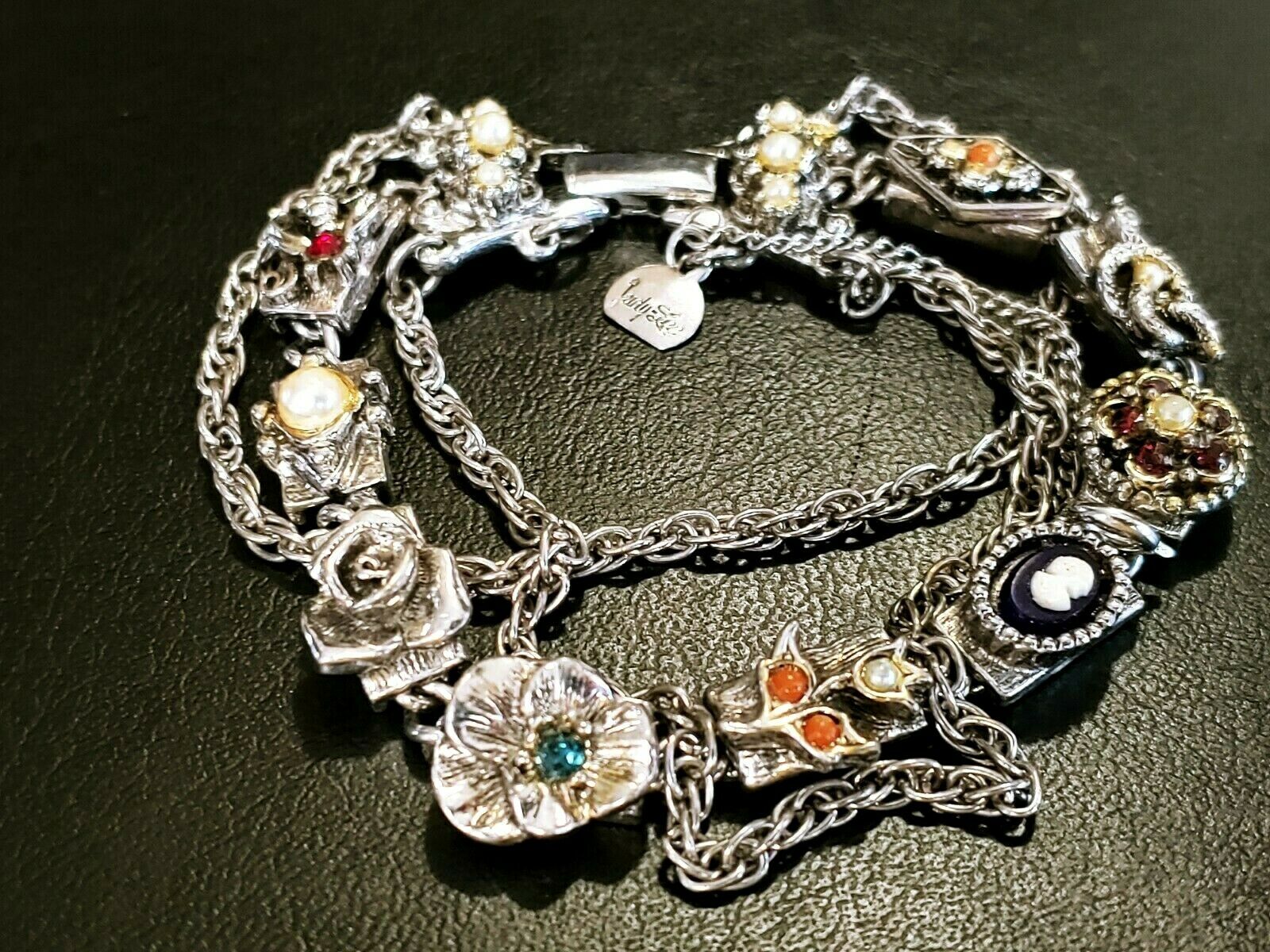 Stunning Vintage Judy Lee Silver Tone 3 Chain Charm Bracelet Cameo Flowers