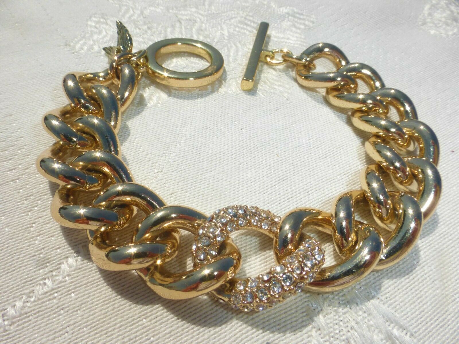 Gorgeous Gold Tone Rhinestone Large Link Bracelet New By Victoria Secret